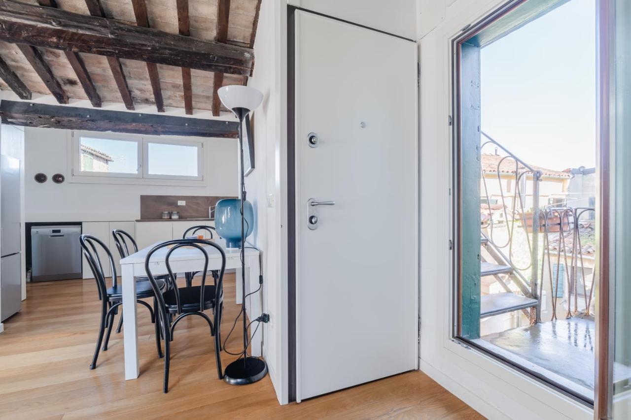 San Marco Vista Sui Tetti Veneziani Apartment Exterior foto